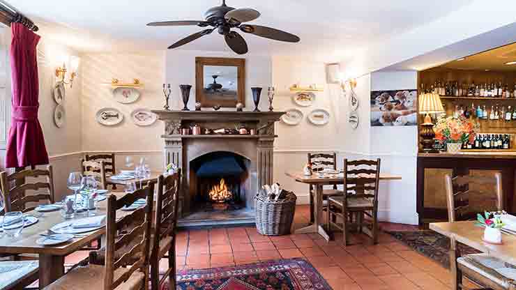 A La Carte Dining
